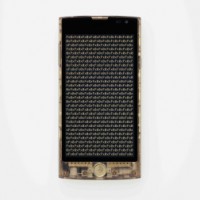 Madai-Phone-Front-Small-252x378